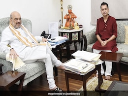 त्रिपुरा उपचुनाव से पहले टिपरा मोथा प्रमुख ने दिल्ली में गृह मंत्री अमित शाह से की मुलाकात त्रिपुरा उपचुनाव से पहले टिपरा मोथा प्रमुख ने दिल्ली में गृह मंत्री अमित शाह से की मुलाकात
