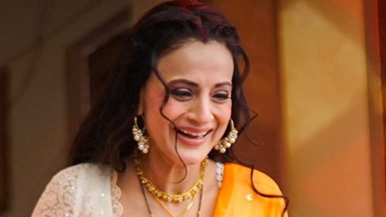 गदर 2 की सकीना है बैचलर ऑफ आर्ट्स इन इकोनॉमिक्स में गोल्ड मैडलिस्ट, नेटवर्थ के मामले में सनी देओल को भी अमीषा पटेल ने छोड़ा पीछे