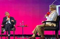 "अनुच्छेद 370 हटाना पिछले 5 वर्षों में हमारी सबसे बड़ी उपलब्धि": NDTV से बोले एस जयशंकर "अनुच्छेद 370 हटाना पिछले 5 वर्षों में हमारी सबसे बड़ी उपलब्धि": NDTV से बोले एस जयशंकर