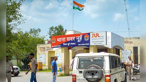 नूंह में आज निकलेगी ब्रजमंडल यात्रा, इंटरनेट से लेकर SMS तक पर रोक; सुरक्षा को लेकर ये पुख्ता तैयारियां