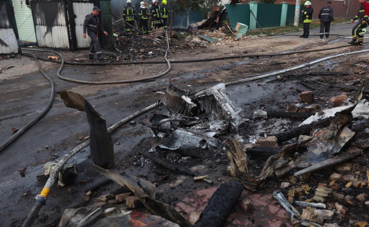 2 Killed In Kyiv In Russia's "Most Powerful" Air Strike Since Spring