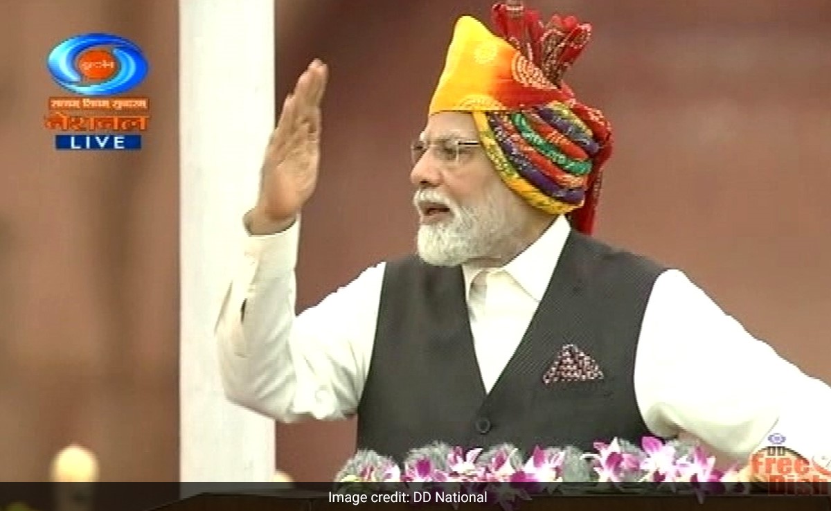 मणिपुर समस्या का समाधान सिर्फ़ शांति से निकलेगा : लालकिले से प्रधानमंत्री नरेंद्र मोदी