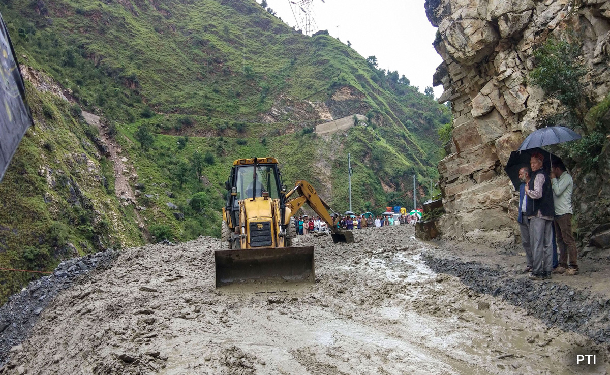 Delhi Lt Governor Okays Rs 10 Crore For Himachal's Disaster Fund Donation