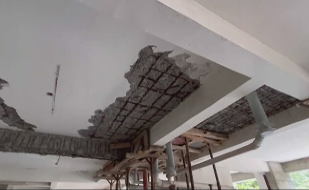 Residents Live In Fear As Ceilings Fall, Cracks Appear In Chennai Apartments