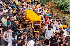 Heartbreaking Visuals At Last Rites Of Officers Killed In Jammu And Kashmir Heartbreaking Visuals At Last Rites Of Officers Killed In Jammu And Kashmir