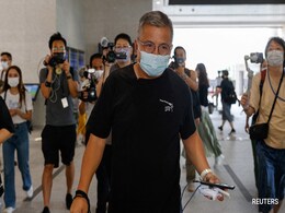 Head Of Hong Kong Journalists Group Gets Jail Time For Obstructing Police Head Of Hong Kong Journalists Group Gets Jail Time For Obstructing Police