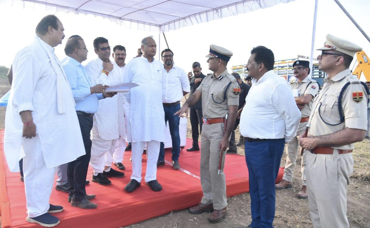 राज्य में चुनाव है, ED तो आएगी ही... भीलवाड़ा पहुंचे CM गहलोत ने केंद्र सरकार पर साधा निशाना