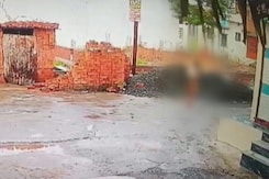 "Not Like Nobody Helped, People Gave Her ₹50-100": Cop On Rape Horror "Not Like Nobody Helped, People Gave Her ₹50-100": Cop On Rape Horror