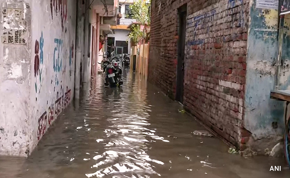 19 Dead In A Day In Rain-Related Incidents In Uttar Pradesh
