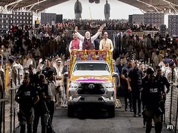 "सनातन को मिटाकर देश को फिर से गुलामी में धकेलना चाहते हैं" :  विपक्षी गठबंधन I.N.D.I.A पर पीएम मोदी का वार "सनातन को मिटाकर देश को फिर से गुलामी में धकेलना चाहते हैं" :  विपक्षी गठबंधन I.N.D.I.A पर पीएम मोदी का वार