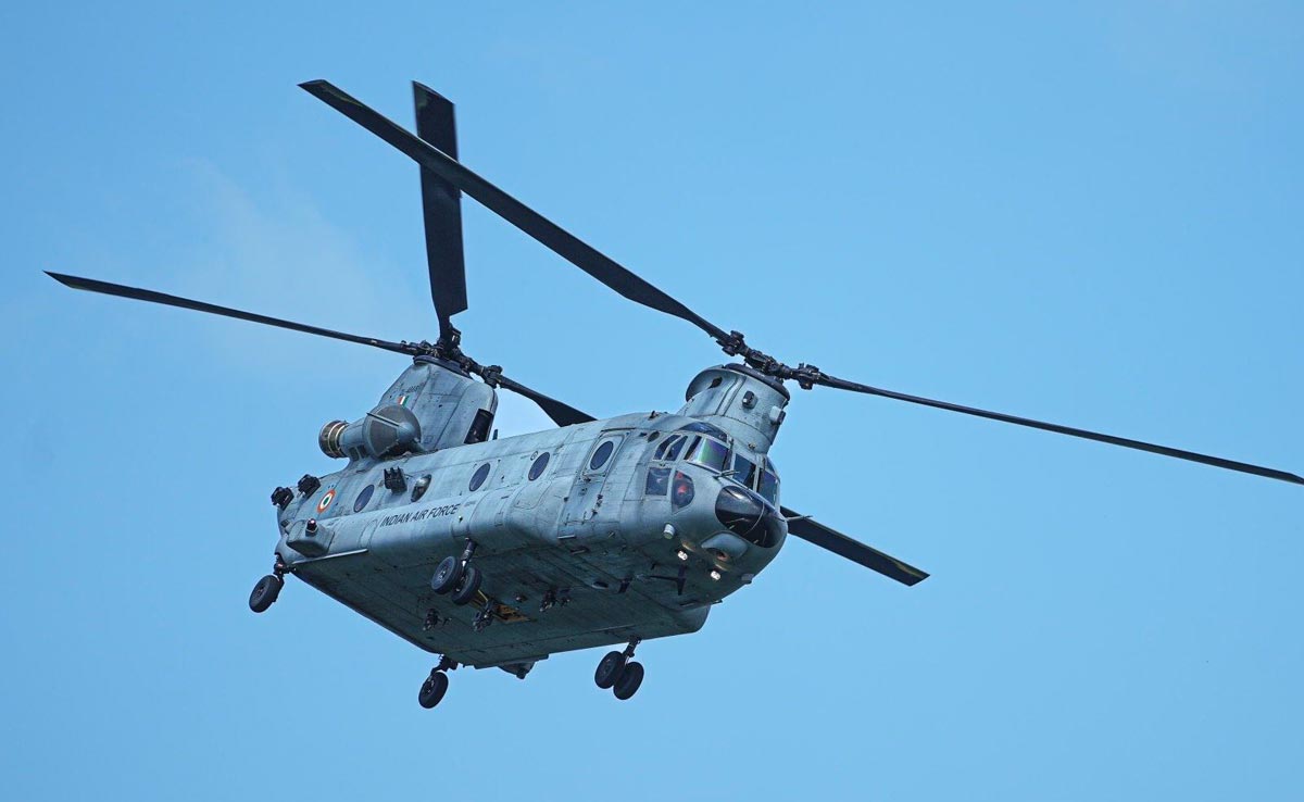 IAF की 91वीं वर्षगांठ: एयर शो में दिखा लड़ाकू विमान का दम, कई एयरक्राफ्ट ने किया शानदार प्रदर्शन, देखें VIDEO