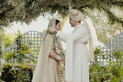 Parineeti-Raghav का वेडिंग लुक आपने देखा क्या? Parineeti-Raghav का वेडिंग लुक आपने देखा क्या?