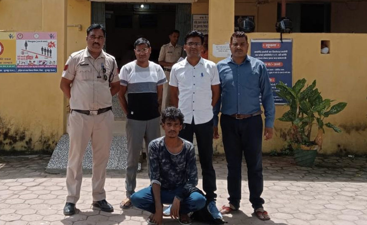 सूरजपुर: लाखों की चोरी कर फरार था आरोपी, अब चढ़ा पुलिस के हत्थे 