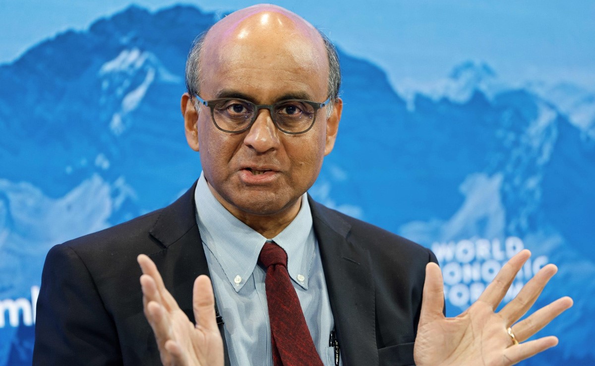 सिंगापुर में राष्ट्रपति चुनाव के लिए मतदान जारी, भारतीय मूल के पूर्व मंत्री शणमुगारत्नम मैदान में