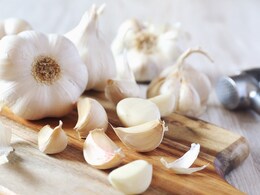 Struggling With Belly Fat? These 5 Raw Garlic Hacks Could Be Your Game-Changer Struggling With Belly Fat? These 5 Raw Garlic Hacks Could Be Your Game-Changer