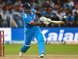 Watch: 6,6,6,6! Suryakumar Yadav's Explosive Batting Against Cameron Green Goes Viral