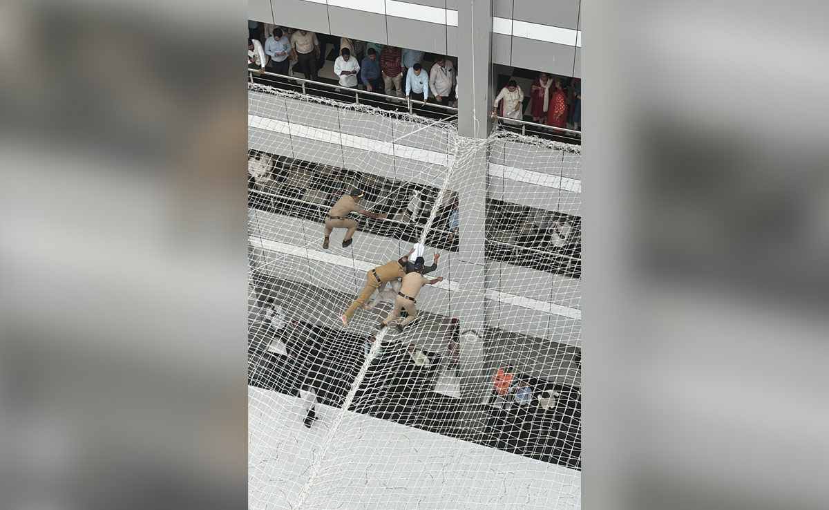 Day After Man Jumps Off Secretariat, Maharashtra Curbs Entry Of Visitors