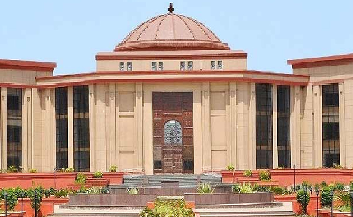 Chhattisgarh :  नेता प्रतिपक्ष नारायण चंदेल का पुत्र आदिवासी महिला से बलात्कार के मामले में आरोप मुक्त