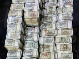 CBI Arrests Railway Official In Bribery Case In UP, Rs 2.61 Crore Recovered CBI Arrests Railway Official In Bribery Case In UP, Rs 2.61 Crore Recovered