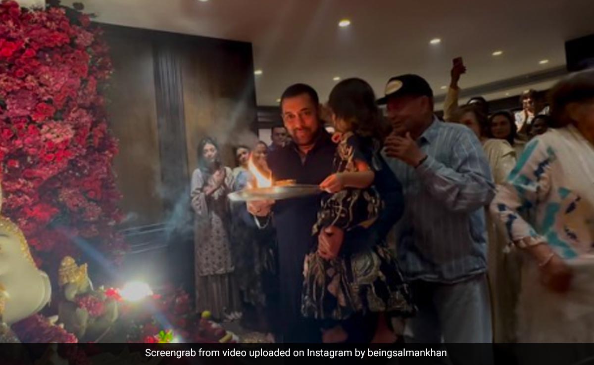 Ganesh Chaturthi 2023: A Round Up Of Salman Khan's Festivities