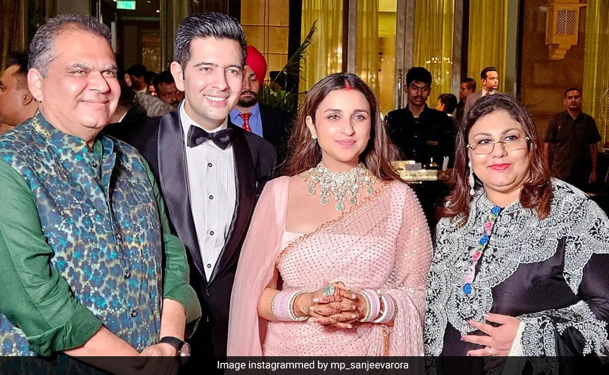 New Pic Of Parineeti Chopra-Raghav Chadha From Their Udaipur Wedding Reception