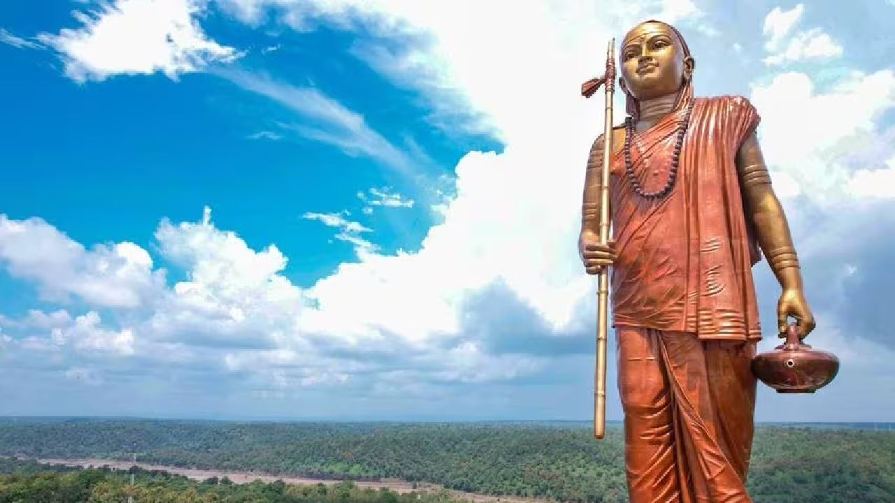 ओंकारेश्वर की वो पावन भूमि जहां आदि शंकराचार्य को मिली दीक्षा