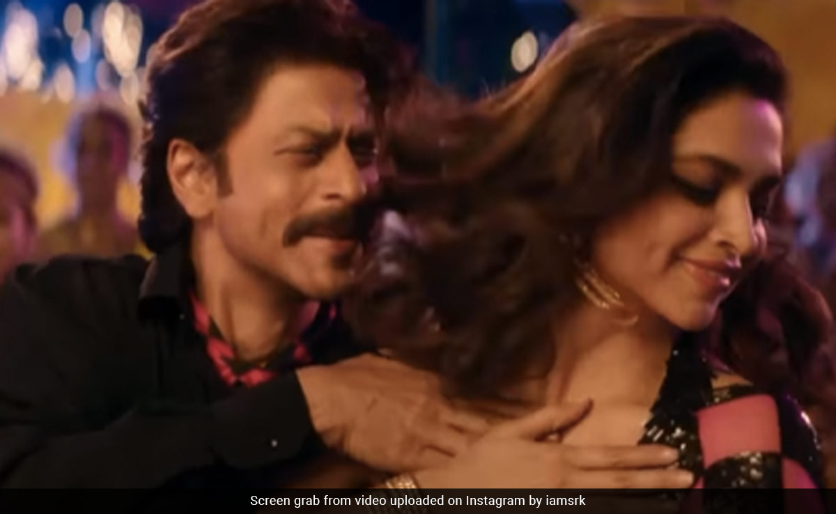 Shah Rukh Khan's Birthday Wish For <i>Jawan</i> Director: "Nothing Like A Love Song Done The Atlee Way"