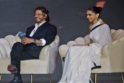 "We Fooled Deepika, She Didn't Know She Was A Main Character": Shah Rukh Khan, Straight Up At <i>Jawan</i> Meet "We Fooled Deepika, She Didn't Know She Was A Main Character": Shah Rukh Khan, Straight Up At <i>Jawan</i> Meet