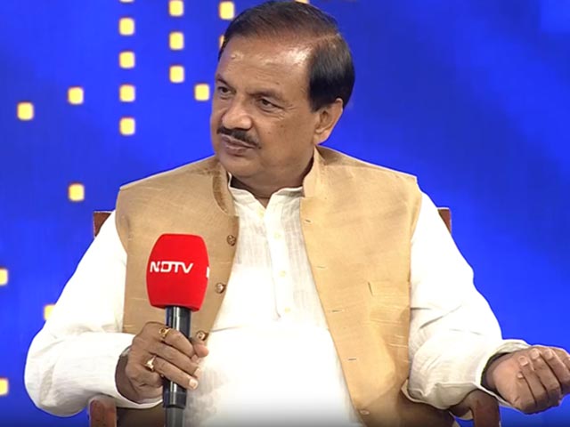 नोएडा की ट्रैफिक व्यवस्था पर महेश शर्मा ने किया बड़ा दावा