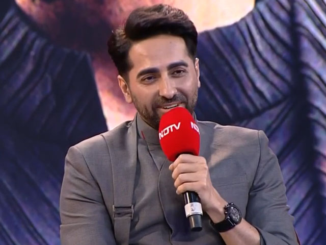 Actor Ayushmann Khurrana Recites His Poetry At NDTV Rajasthan Channel Launch