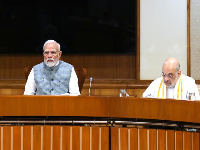 केंद्रीय कैबिनेट से मिली मंजूरी कम से कम 33% महिलाएं सदन में रहेगी