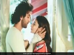 <i>Brahmastra</i> At One: Alia Bhatt Shares BTS Video. Bonus - Ranbir Kapoor <i>Brahmastra</i> At One: Alia Bhatt Shares BTS Video. Bonus - Ranbir Kapoor