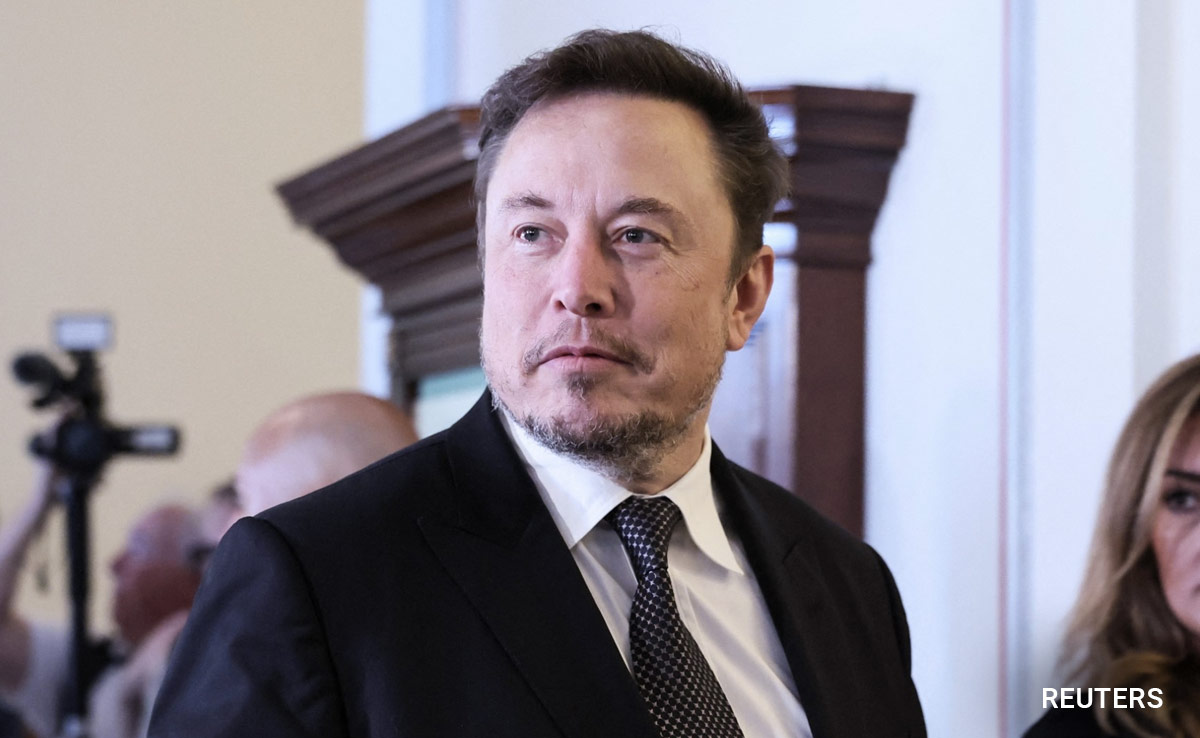 Elon Musk Biopic To Be Directed By Oscar-Nominated Director Darren Aronofsky