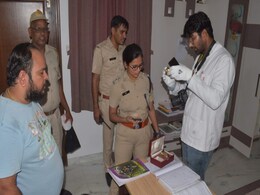 बदमाशों ने दो करोड़ के माल पर किया हाथ साफ, पिकनिक पर गया था परिवार बदमाशों ने दो करोड़ के माल पर किया हाथ साफ, पिकनिक पर गया था परिवार