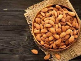 ज्यादा बादाम खाने से हो सकते हैं भयंकर नुकसान, जानें एक दिन में कितने बादाम खाने चाहिए ज्यादा बादाम खाने से हो सकते हैं भयंकर नुकसान, जानें एक दिन में कितने बादाम खाने चाहिए