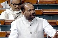 सांसद में तोड़ी सारी मर्यादा, लोकसभा में कहे अपशब्द सांसद में तोड़ी सारी मर्यादा, लोकसभा में कहे अपशब्द