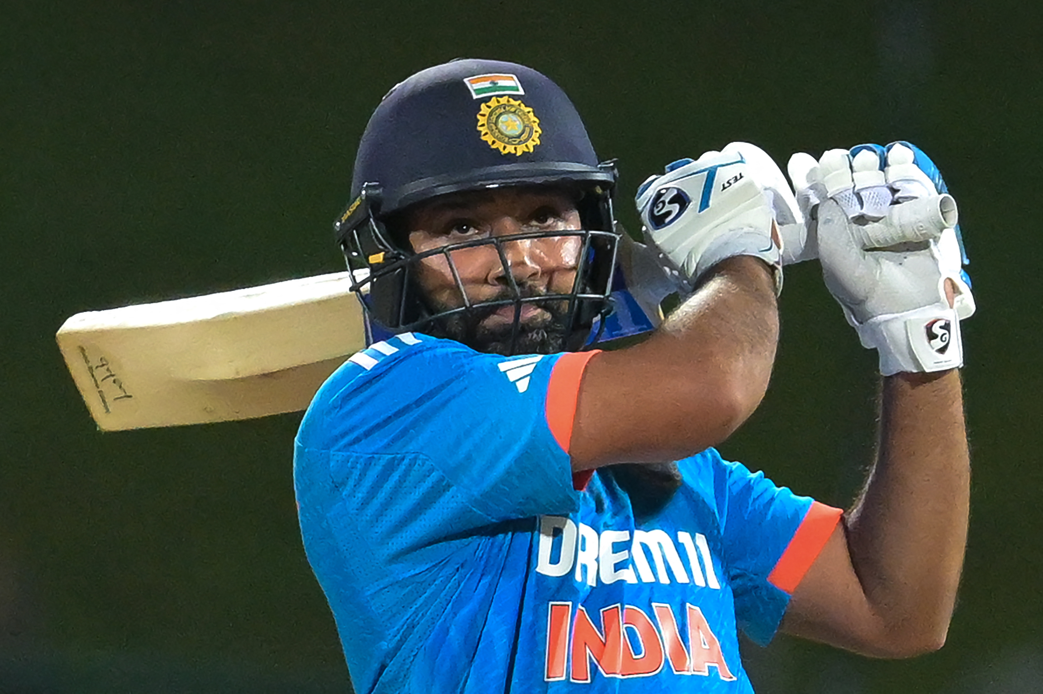 IND vs PAK, Asia Cup 2023: पाकिस्तान के खिलाफ मैच में रोहित शर्मा का धमाका, तोड़ा ये बड़ा रिकॉर्ड IND vs PAK, Asia Cup 2023: पाकिस्तान के खिलाफ मैच में रोहित शर्मा का धमाका, तोड़ा ये बड़ा रिकॉर्ड