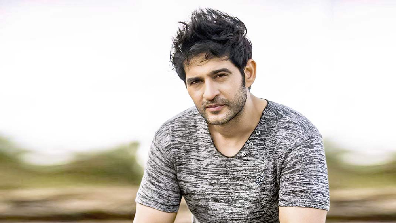 Actor Hiten Tejwani ने बताया Web Series 'Kaala' में क्या है खास