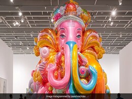 भगवान गणेश की खूबसूरत तस्वीरों ने लोगों को किया मंत्रमुग्ध, अंतरराष्ट्रीय आर्ट फेयर में AI आर्टिस्ट ने दिखाया कमाल भगवान गणेश की खूबसूरत तस्वीरों ने लोगों को किया मंत्रमुग्ध, अंतरराष्ट्रीय आर्ट फेयर में AI आर्टिस्ट ने दिखाया कमाल