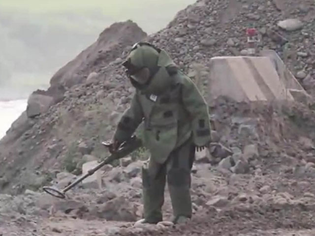 Bomb Squad Defuses Powerful Tiffin Box Explosive Near Busy Highway In J&K