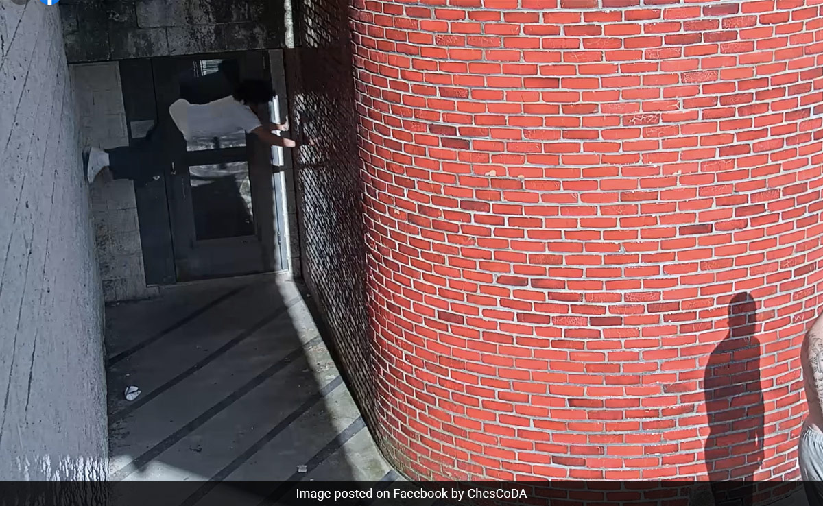On Camera: US Killer Escapes By 'Crab Walking' Up A Prison Wall