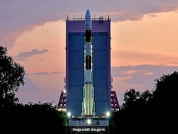 Aditya L1 Solar Mission Updates: ISRO ने सफलतापूर्वक लॉन्च किया अपना पहला सोलर मिशन आदित्य-एल1 Aditya L1 Solar Mission Updates: ISRO ने सफलतापूर्वक लॉन्च किया अपना पहला सोलर मिशन आदित्य-एल1