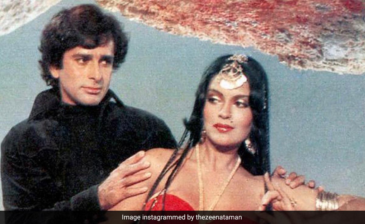 Why Zeenat Aman Burst Into Tears During <i>Satyam Shivam Sundaram</i> Song - Read About The "Drama"