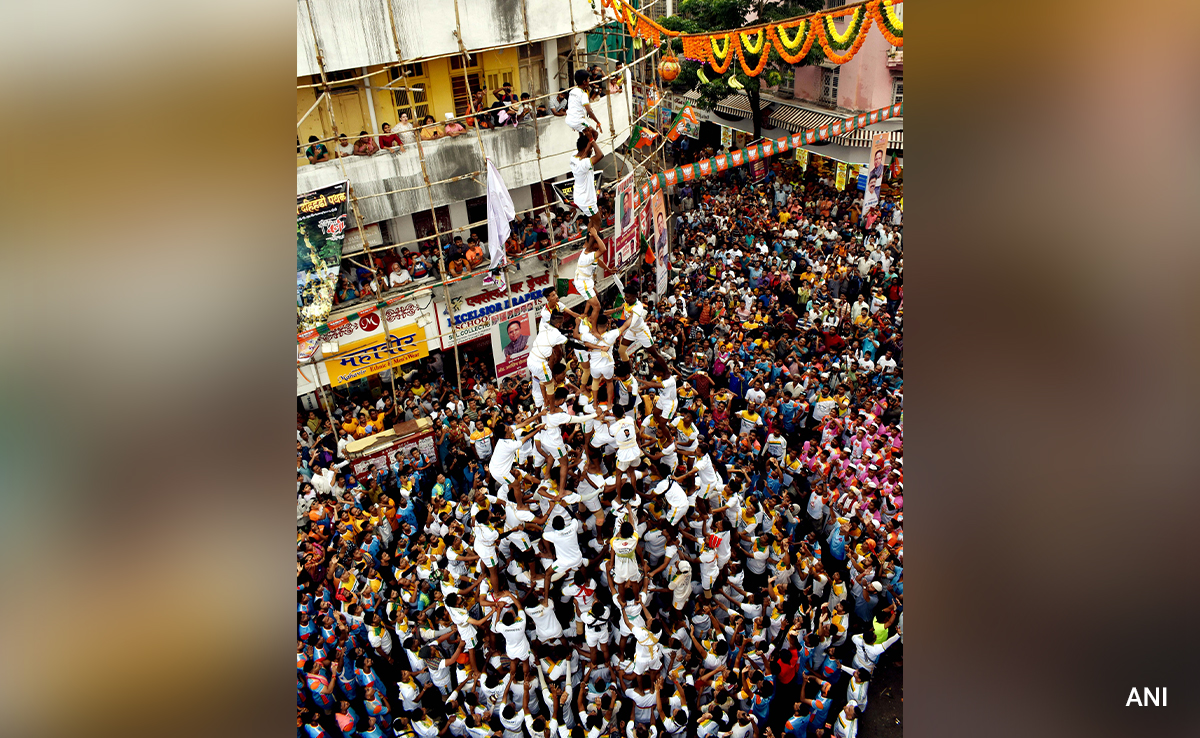 Janmashtami: Dahi Handi Celebrations Begin In Mumbai With Joy, Enthusiasm