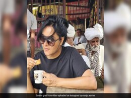 टपरी पर गर्मागर्म चाय और बिस्किट का मजा लेती दिखी साउथ की ये सुपरस्टार, वीडियो देख सादगी पर मर मिटेंगे टपरी पर गर्मागर्म चाय और बिस्किट का मजा लेती दिखी साउथ की ये सुपरस्टार, वीडियो देख सादगी पर मर मिटेंगे