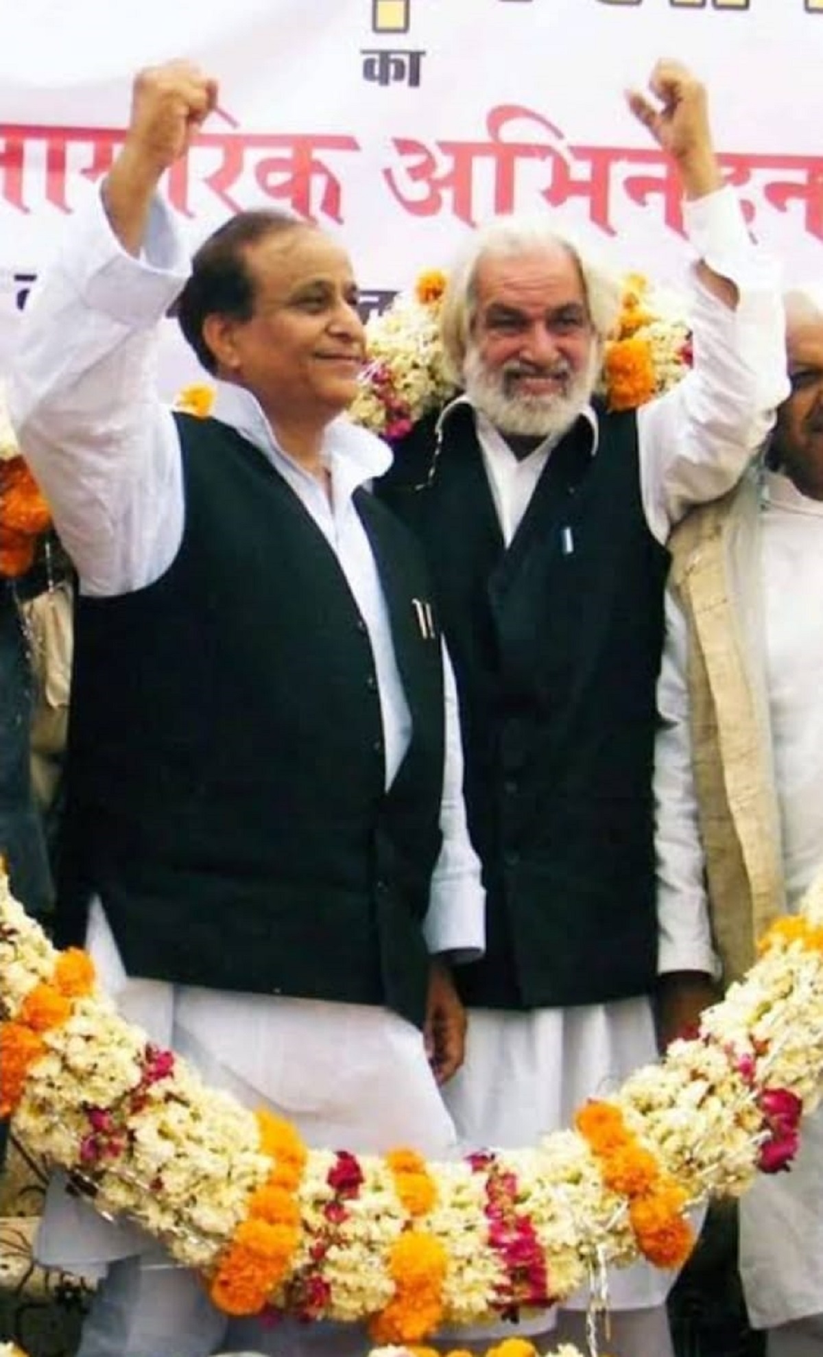 विदिशा : पूर्व राज्यसभा सांसद के घर आयकर विभाग का छापा, परिजनों का आरोप 48 घंटों तक टीम ने बंधक बनाया