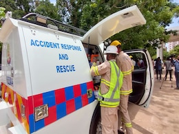 Chennai Develops Vehicle To Save Lives Of Passengers During Accidents Chennai Develops Vehicle To Save Lives Of Passengers During Accidents