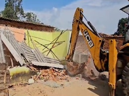 सूरजपुर : सरकारी जमीन से हटाया गया अतिक्रमण, अपनी जमीन पर जाने से वंचित परिवार को मिला न्याय सूरजपुर : सरकारी जमीन से हटाया गया अतिक्रमण, अपनी जमीन पर जाने से वंचित परिवार को मिला न्याय