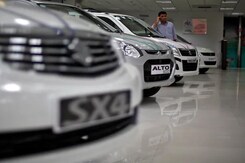 आगामी त्योहारों में यात्री वाहनों की बिक्री बढ़ने की उम्मीद आगामी त्योहारों में यात्री वाहनों की बिक्री बढ़ने की उम्मीद