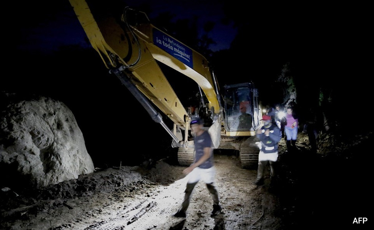 8 Dead, 2 Missing In Mexico After Rain-Induced Flash Floods